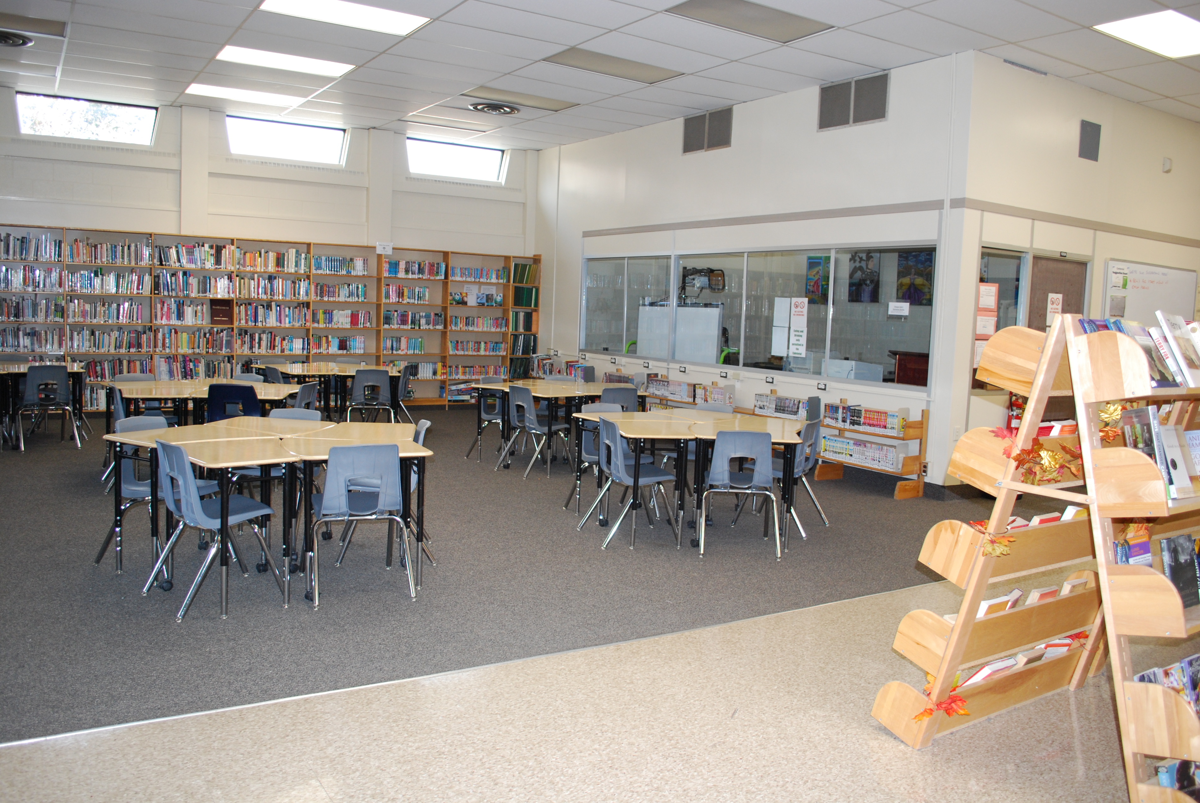 ComLoyalist Library